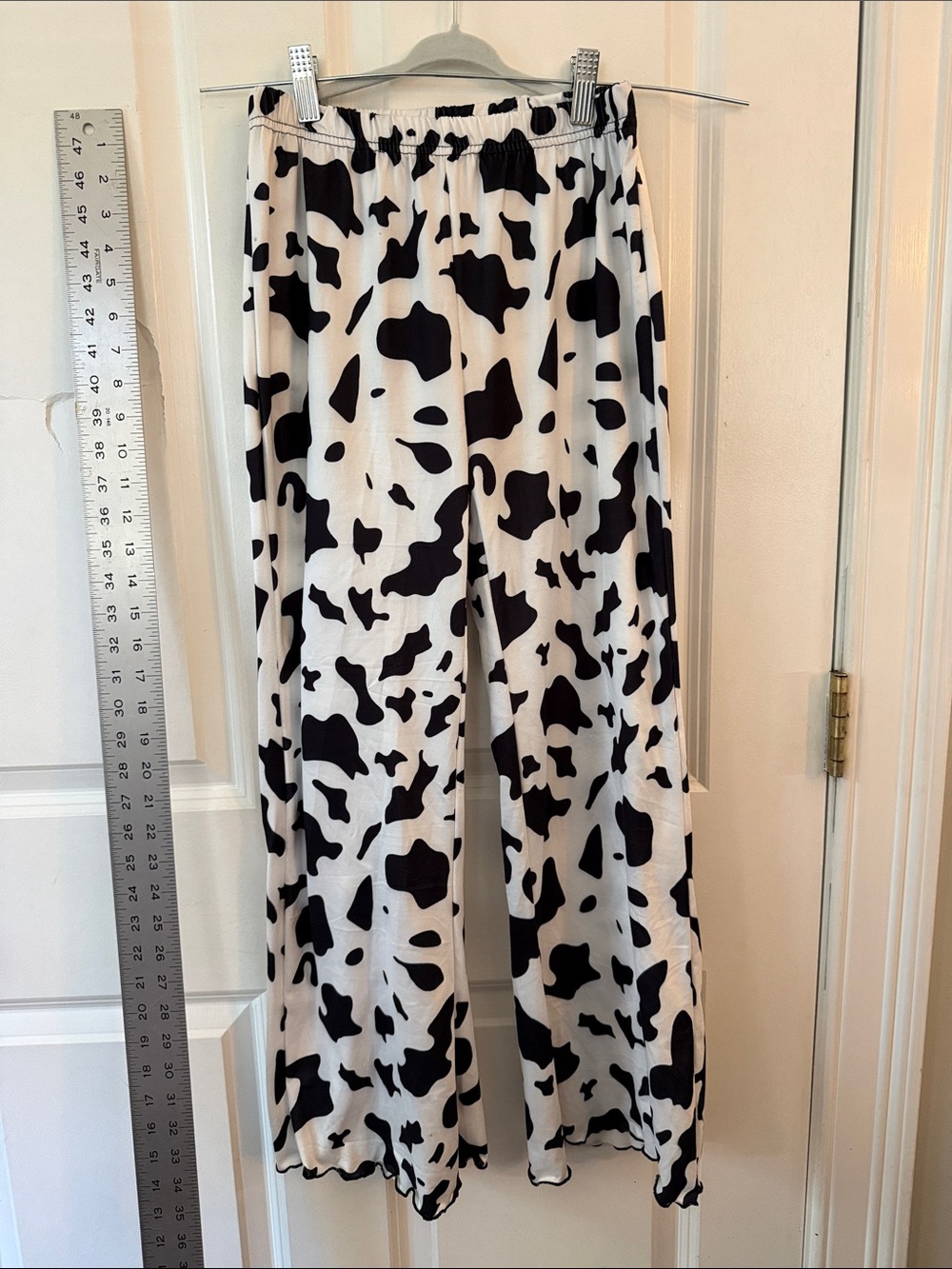 Source Unknown Black & White Cow Print Wide-Leg Kids Pants